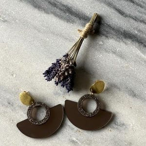 Oorbellen goud met statement hangers "metallic-glitter copper" (5,5x2,5cm)
